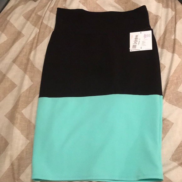 LuLaRoe Cassie Skirt Small - Picture 1 of 4